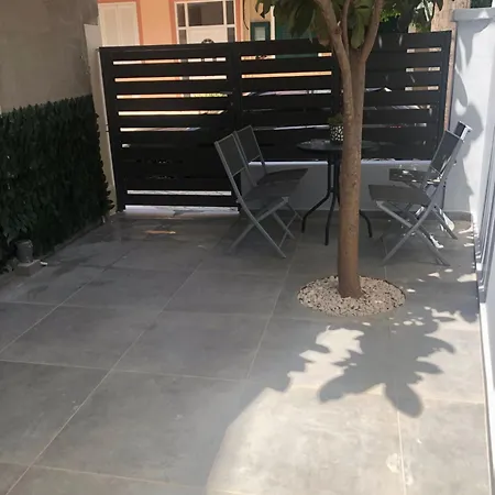 Apartment Be My Guest *