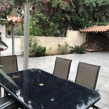 Be My Guest Apartment Xylokastro