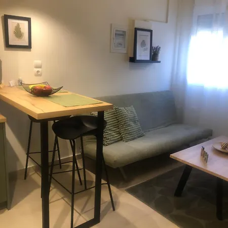 Be My Guest Apartment Xylokastro